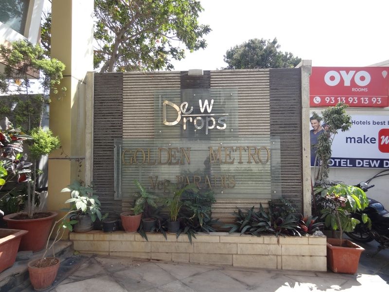 Golden Metro Hotel Bangalore Exterior foto