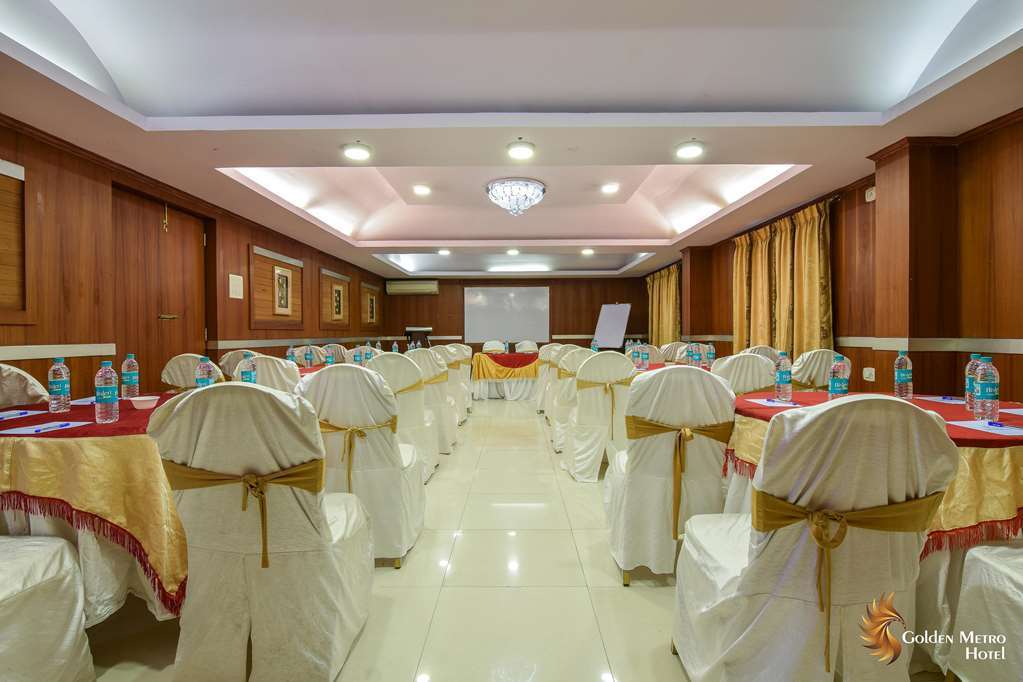 Golden Metro Hotel Bangalore Exterior foto