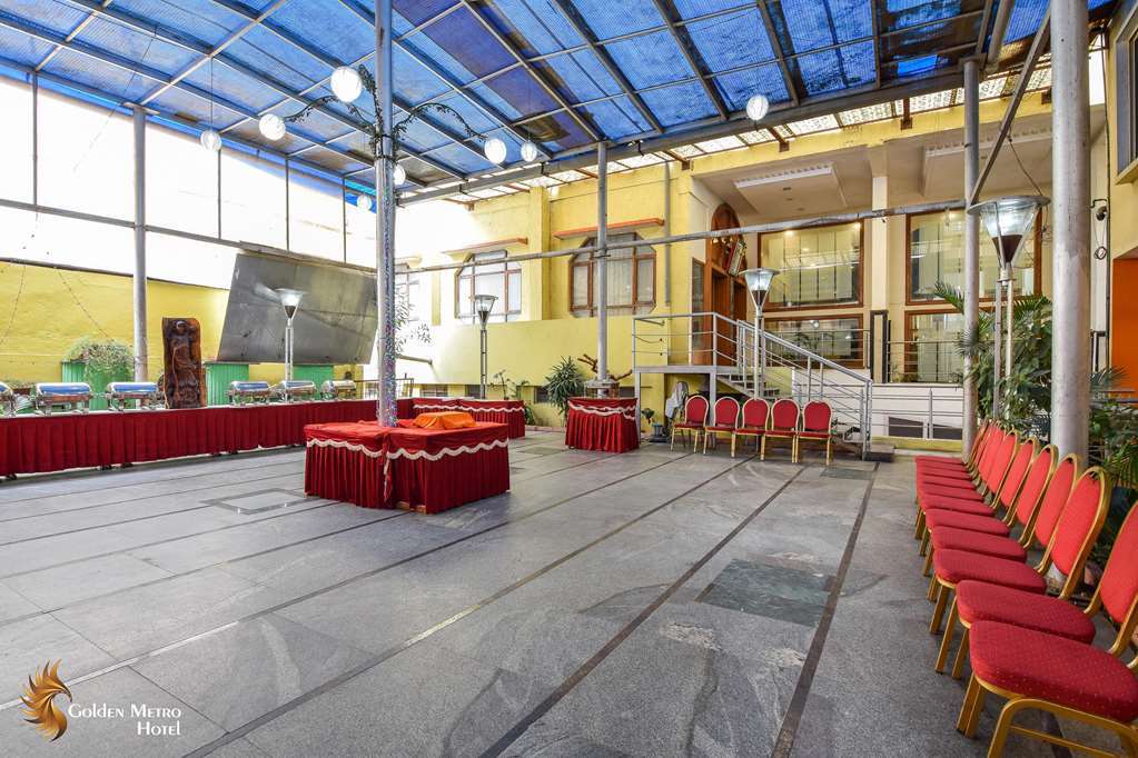 Golden Metro Hotel Bangalore Exterior foto